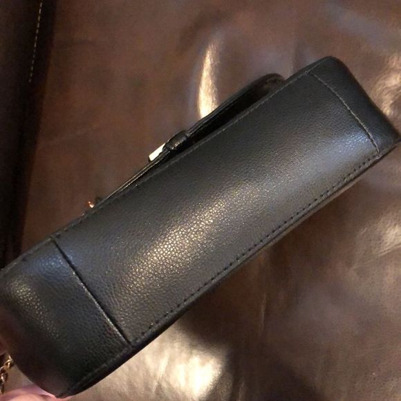 KATE SPADE Tumbled Black Leather Crossbody Shoulderbag with Rose Gold Chain - Picture 10 of 15